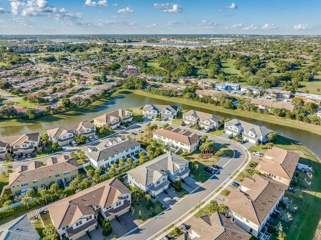4364 Veleiros Avenue, Deerfield Beach, FL 33064