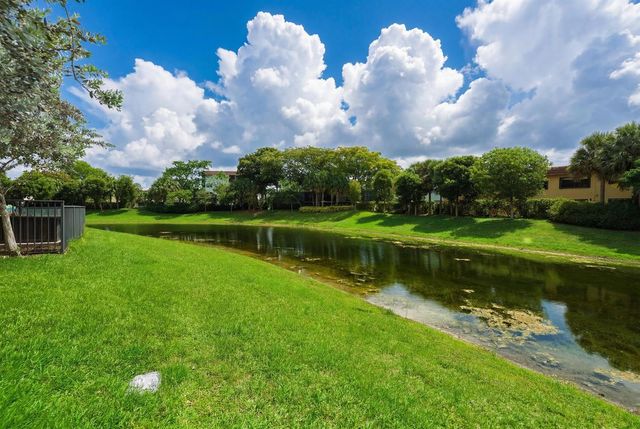 4364 Veleiros Avenue, Deerfield Beach, FL 33064
