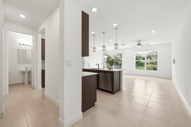 4364 Veleiros Avenue, Deerfield Beach, FL 33064