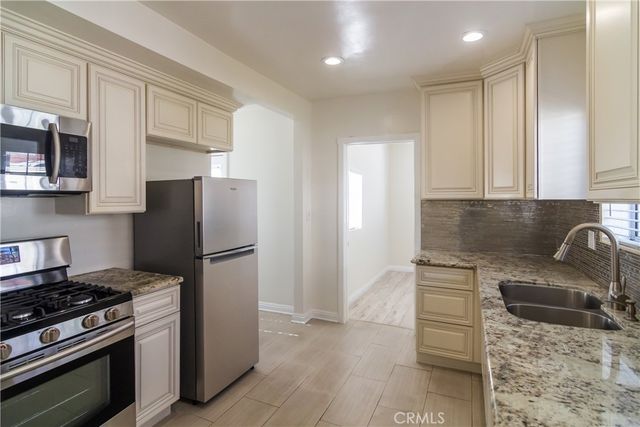 6655 Ben Avenue, North Hollywood, CA 91606