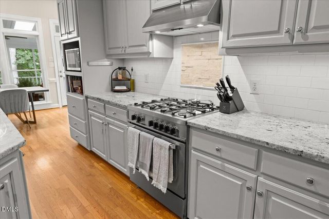 105 Morninghills Court, Cary, NC 27518