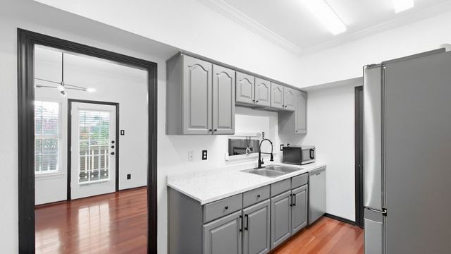 1700 Amelia Court 126, Plano, TX 75075