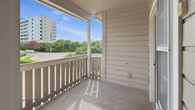 1700 Amelia Court 126, Plano, TX 75075