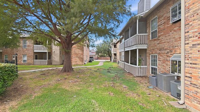 1700 Amelia Court 126, Plano, TX 75075