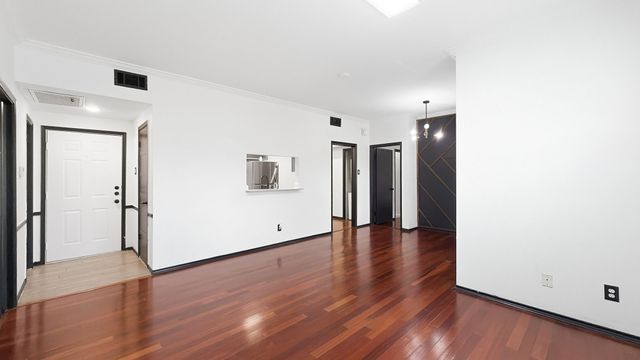 1700 Amelia Court 126, Plano, TX 75075