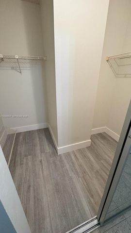919 Hillcrest Dr 201 201, Hollywood, FL 33021