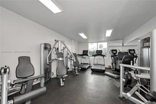 919 Hillcrest Dr 201 201, Hollywood, FL 33021