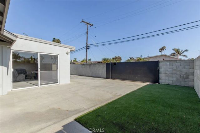 8232 Indianapolis, Huntington Beach, CA 92646