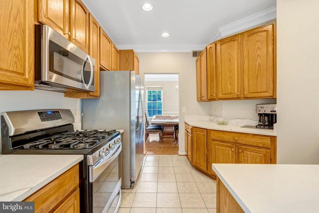 11924 RAYBORN CREEK DR, Manassas, VA 20109