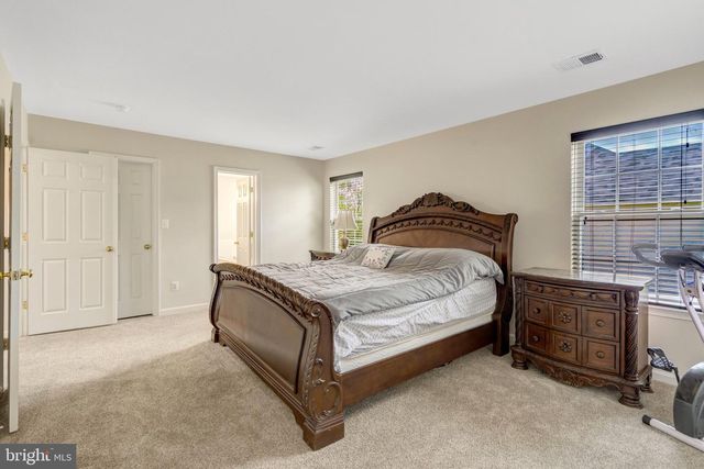 11924 RAYBORN CREEK DR, Manassas, VA 20109