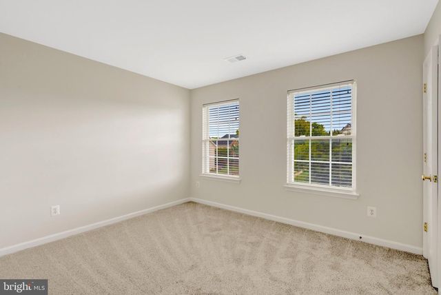 11924 RAYBORN CREEK DR, Manassas, VA 20109