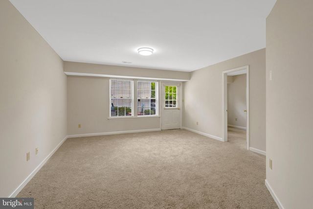 11924 RAYBORN CREEK DR, Manassas, VA 20109