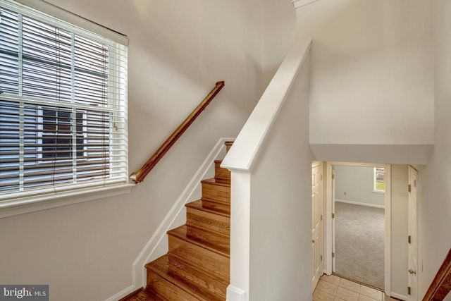 11924 RAYBORN CREEK DR, Manassas, VA 20109