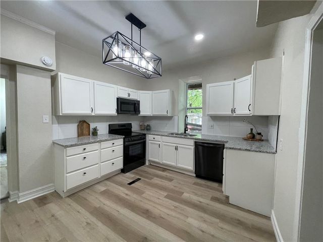 3336 Wyoming Street, Kansas City, MO 64111