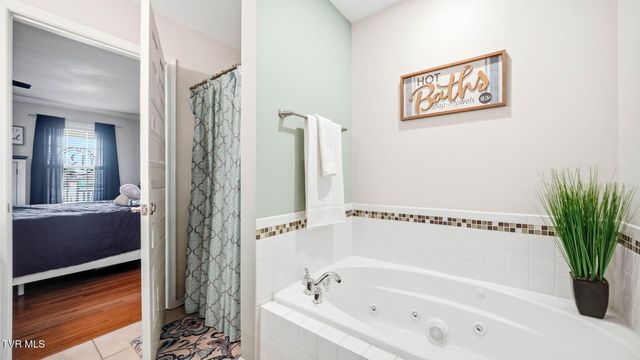 304 Caden Way, Piney Flats, TN 37686