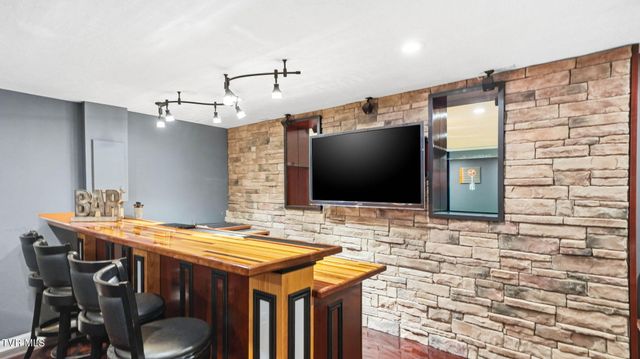 304 Caden Way, Piney Flats, TN 37686