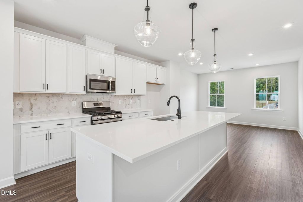 1122 Holding Village Way, Wake Forest, NC 27587