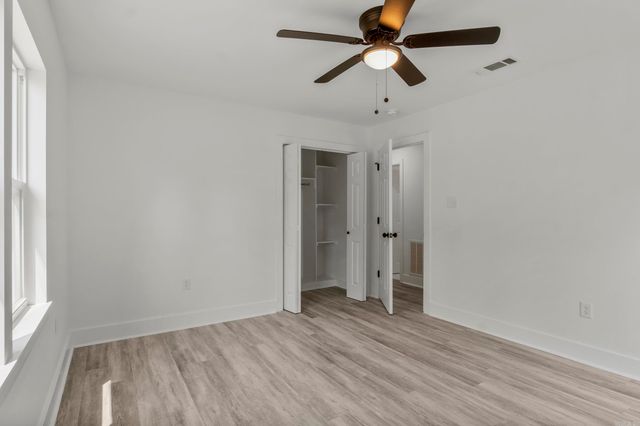 418 W 4th Street, Lonoke, AR 72086