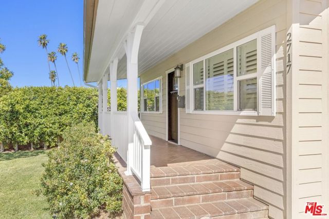 2717 W Avenue 30, Los Angeles, CA 90065