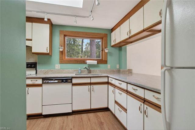 117 Timberwood DR, Williamsburg, VA 23188