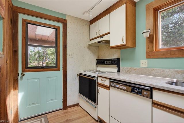 117 Timberwood DR, Williamsburg, VA 23188