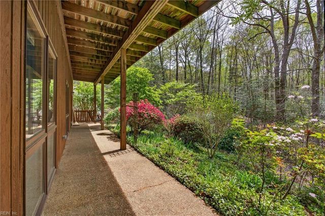 117 Timberwood DR, Williamsburg, VA 23188