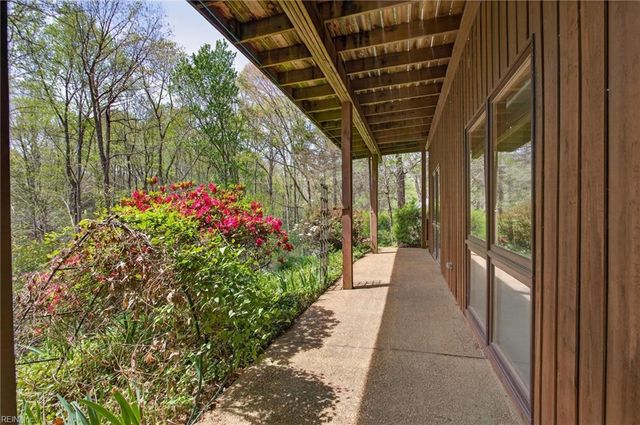 117 Timberwood DR, Williamsburg, VA 23188