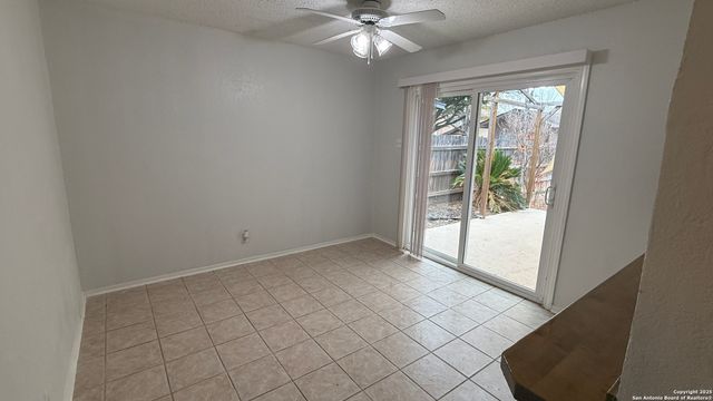 9742 Hidden Rock, San Antonio, TX 78250