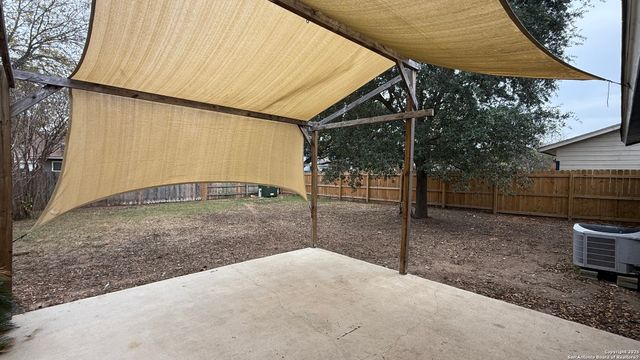 9742 Hidden Rock, San Antonio, TX 78250