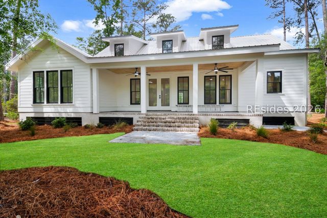 10 Oldfield Village Rd, Bluffton, SC 29909