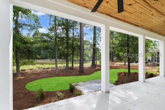 10 Oldfield Village Rd, Bluffton, SC 29909