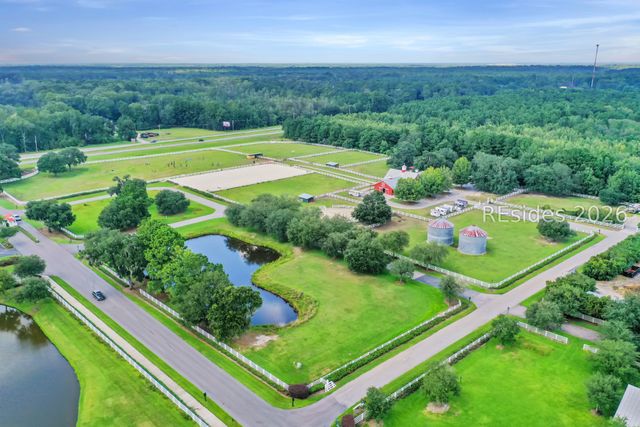 10 Oldfield Village Rd, Bluffton, SC 29909