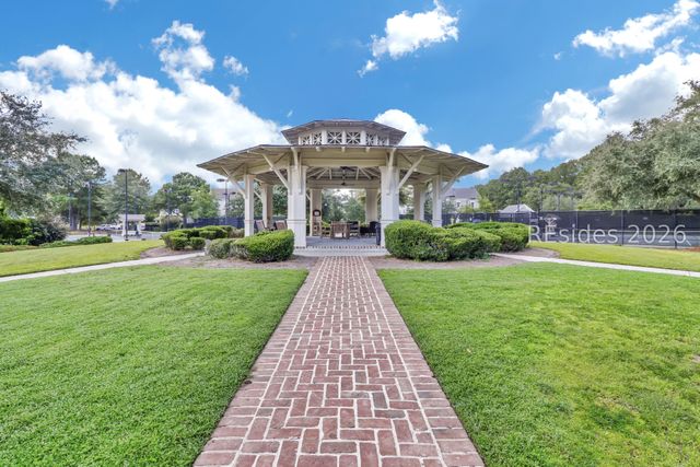 10 Oldfield Village Rd, Bluffton, SC 29909