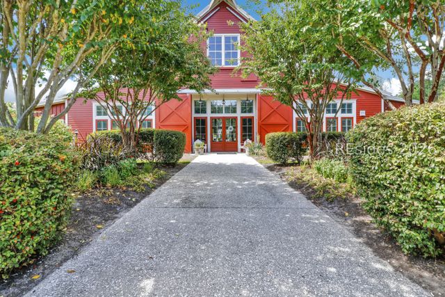 10 Oldfield Village Rd, Bluffton, SC 29909