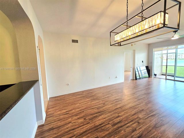 7611 Southampton Terrace 110, Tamarac, FL 33321