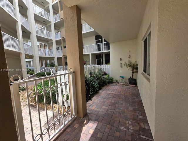 7611 Southampton Terrace 110, Tamarac, FL 33321