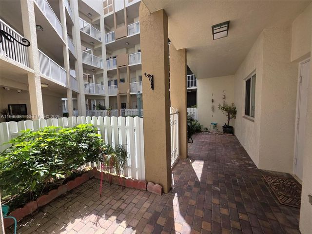 7611 Southampton Terrace 110, Tamarac, FL 33321