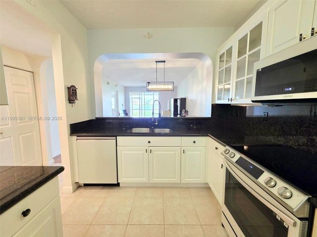 7611 Southampton Terrace 110, Tamarac, FL 33321