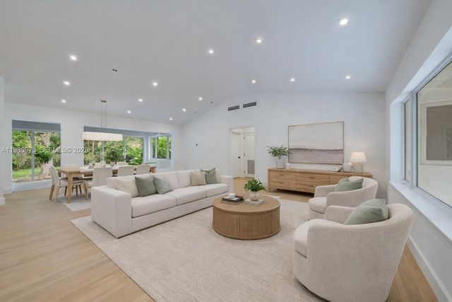 12535 Moss Ranch Rd, Pinecrest, FL 33156