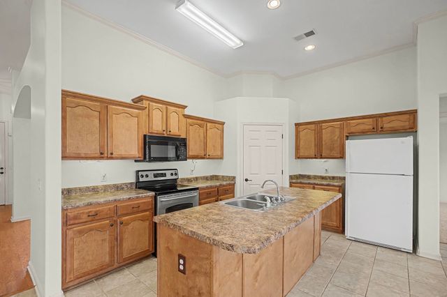 3152 SEA RAY LN, Lakeland, TN 38002