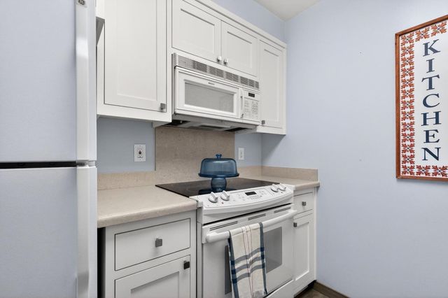 1910 Mount Vernon Court 10, Mountain View, CA 94040