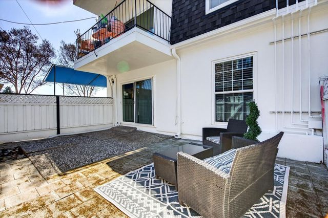 1910 Mount Vernon Court 10, Mountain View, CA 94040
