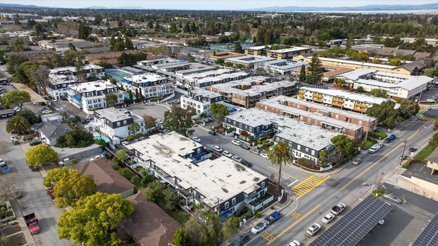 1910 Mount Vernon Court 10, Mountain View, CA 94040