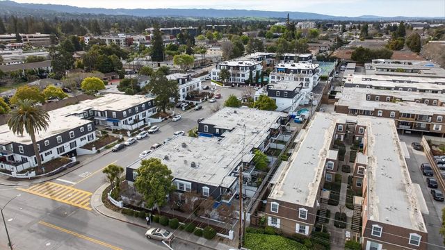 1910 Mount Vernon Court 10, Mountain View, CA 94040
