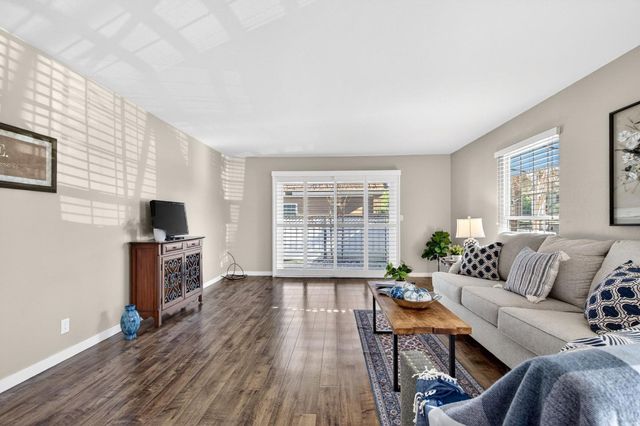 1910 Mount Vernon Court 10, Mountain View, CA 94040