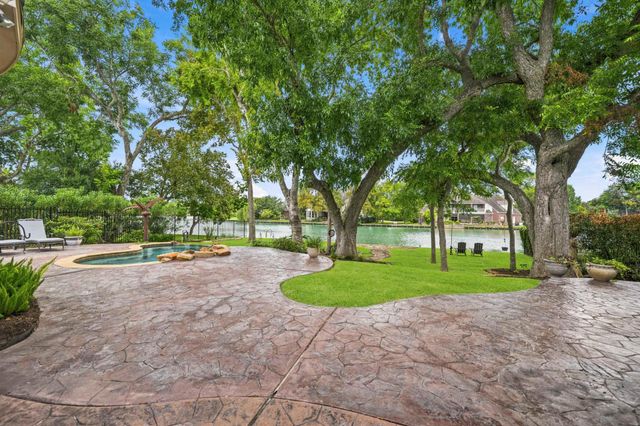 40 Palm Boulevard, Missouri City, TX 77459