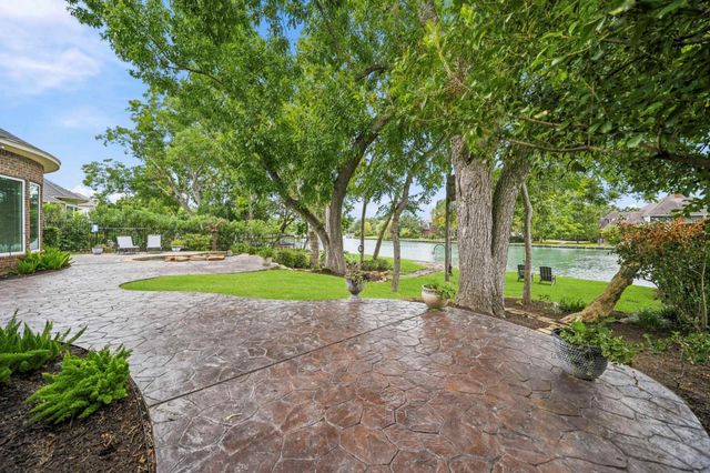 40 Palm Boulevard, Missouri City, TX 77459
