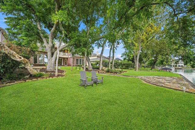 40 Palm Boulevard, Missouri City, TX 77459