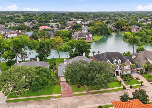 40 Palm Boulevard, Missouri City, TX 77459