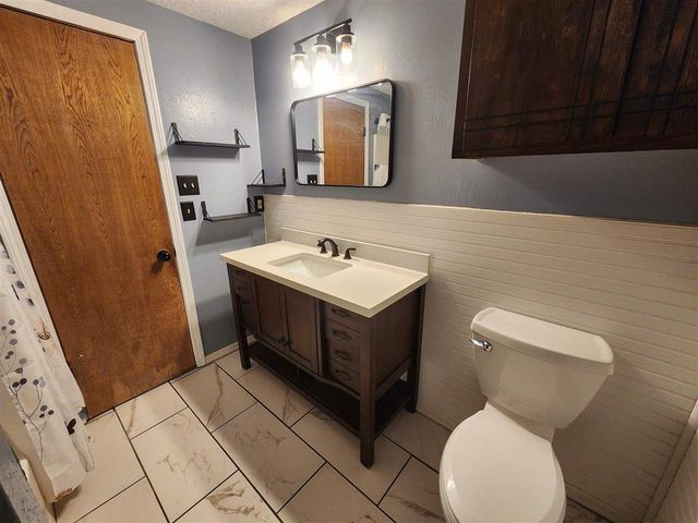 4910 SE Mills Ave, Lawton, OK 73501